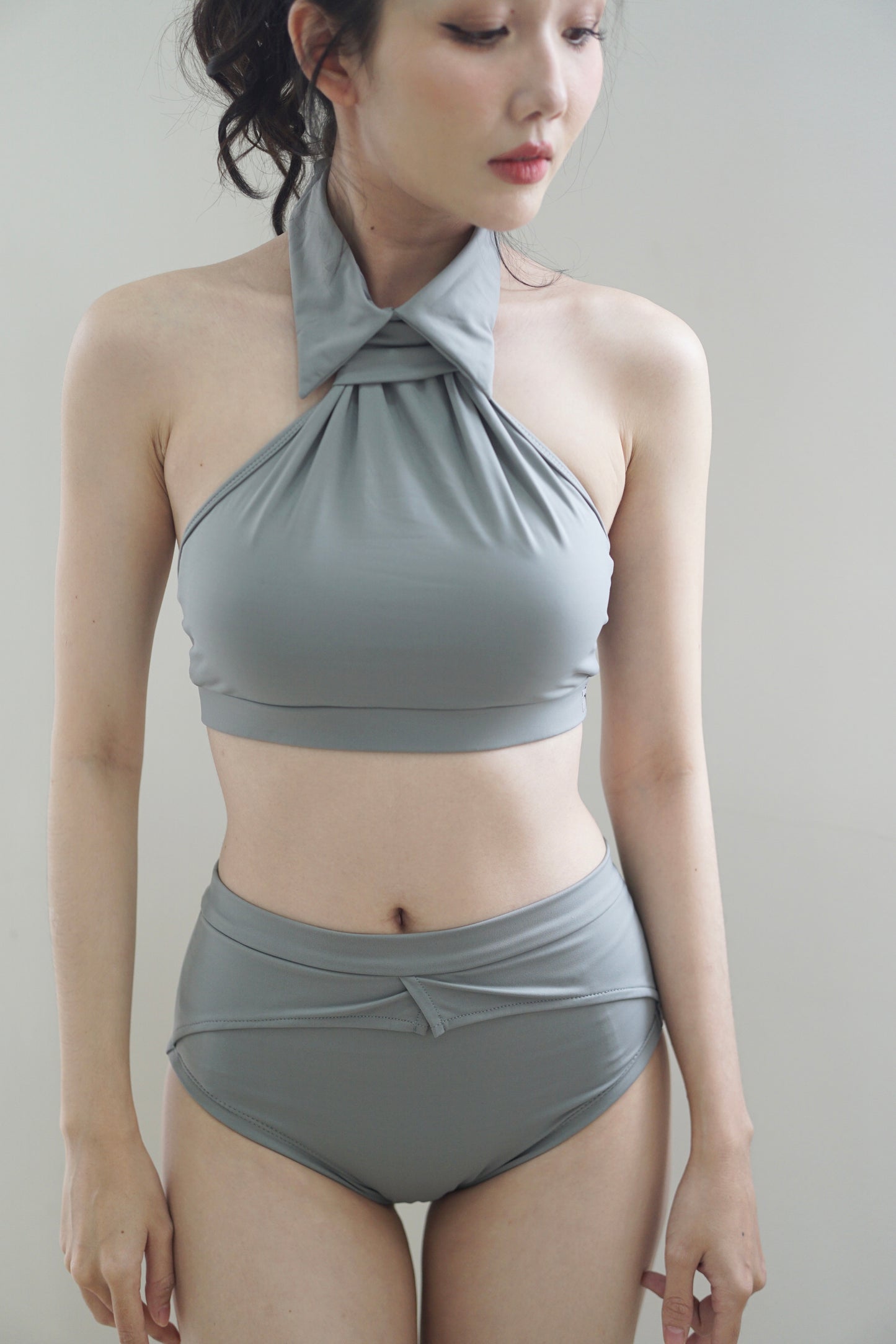 Vpolewear - YARA GREY 灰色套裝