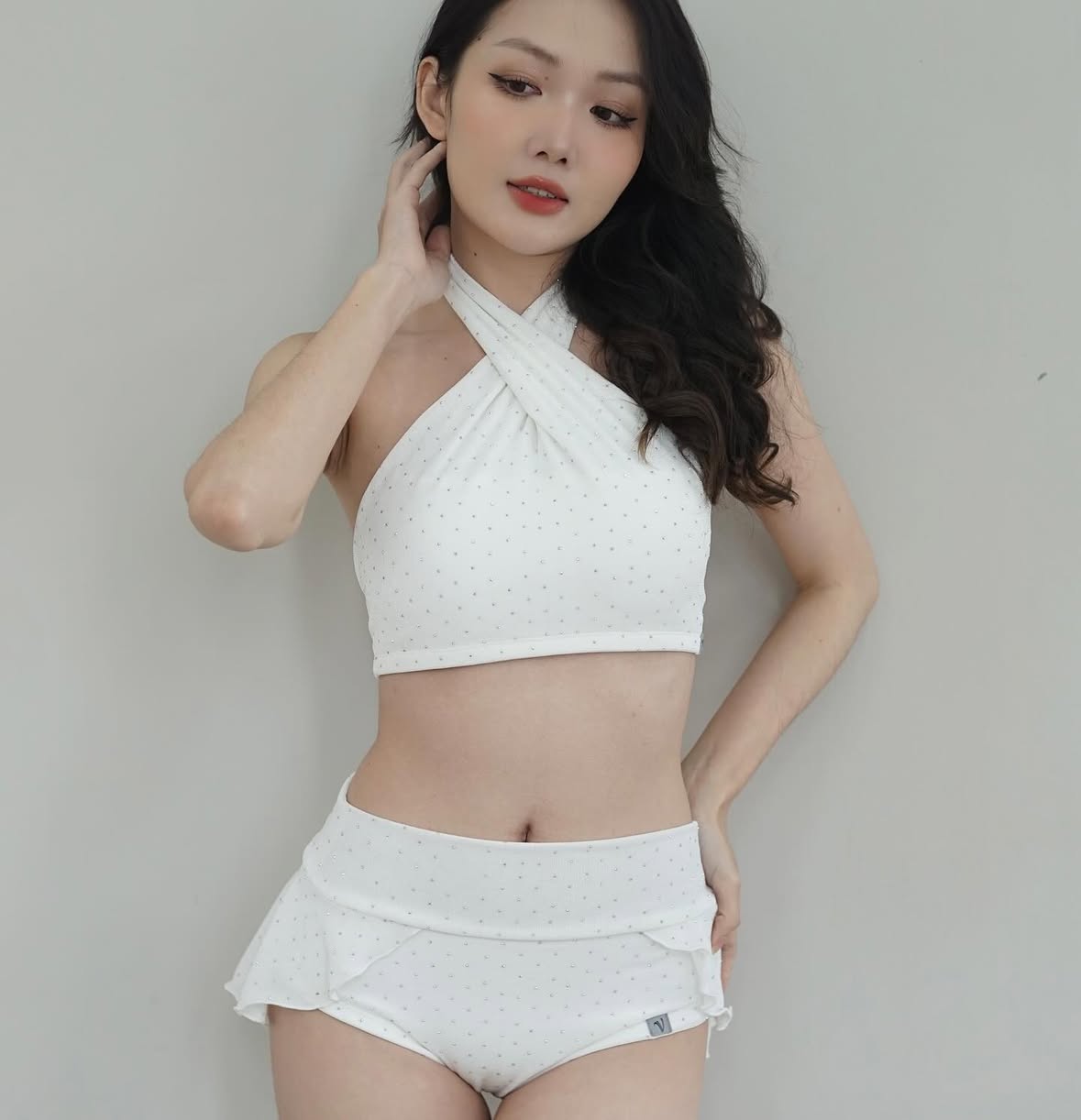 Vpolewear - QUINN WHITE 套裝 -零碼出清