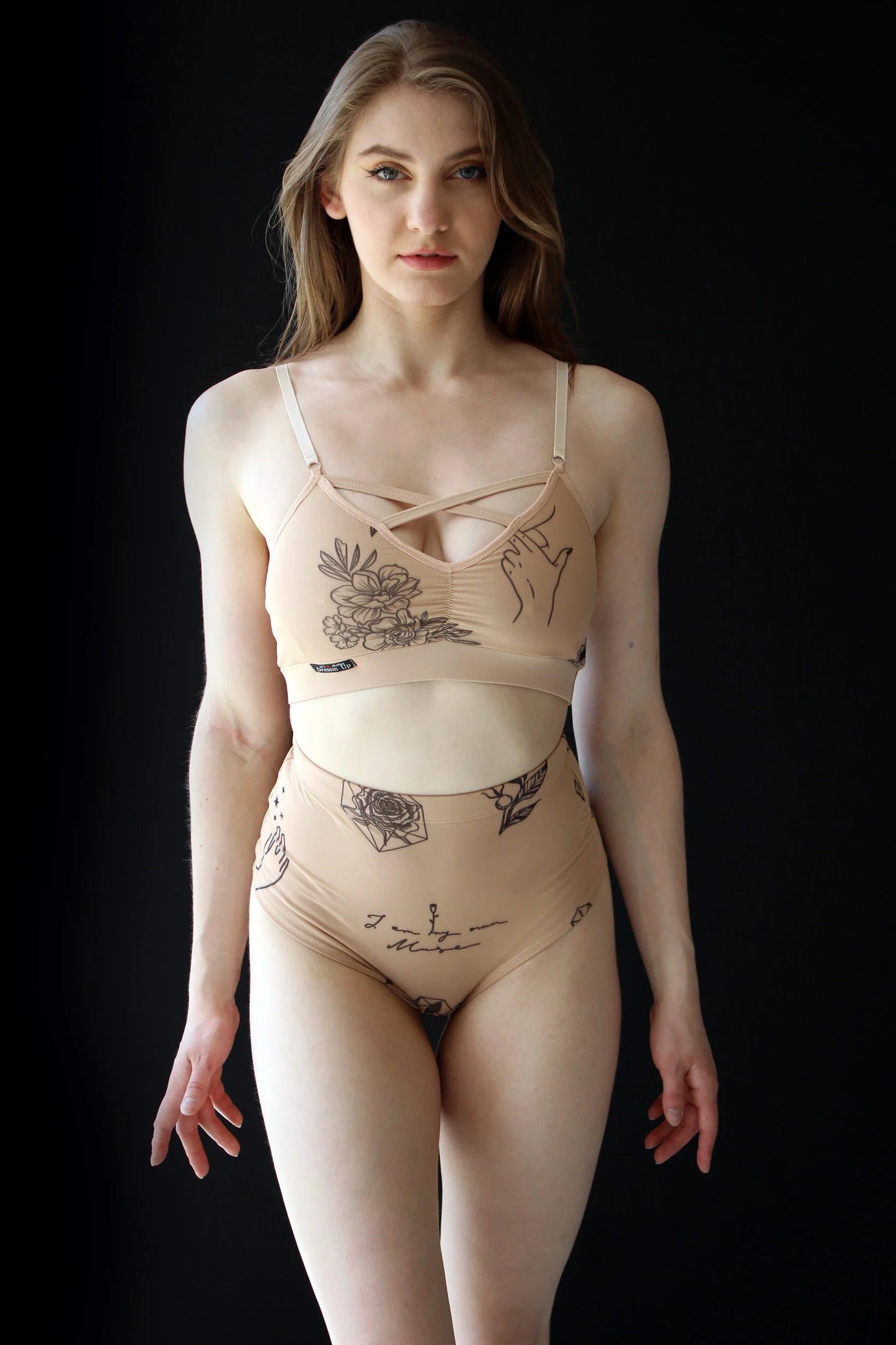 TATTO BASIC SHORTS 褲子