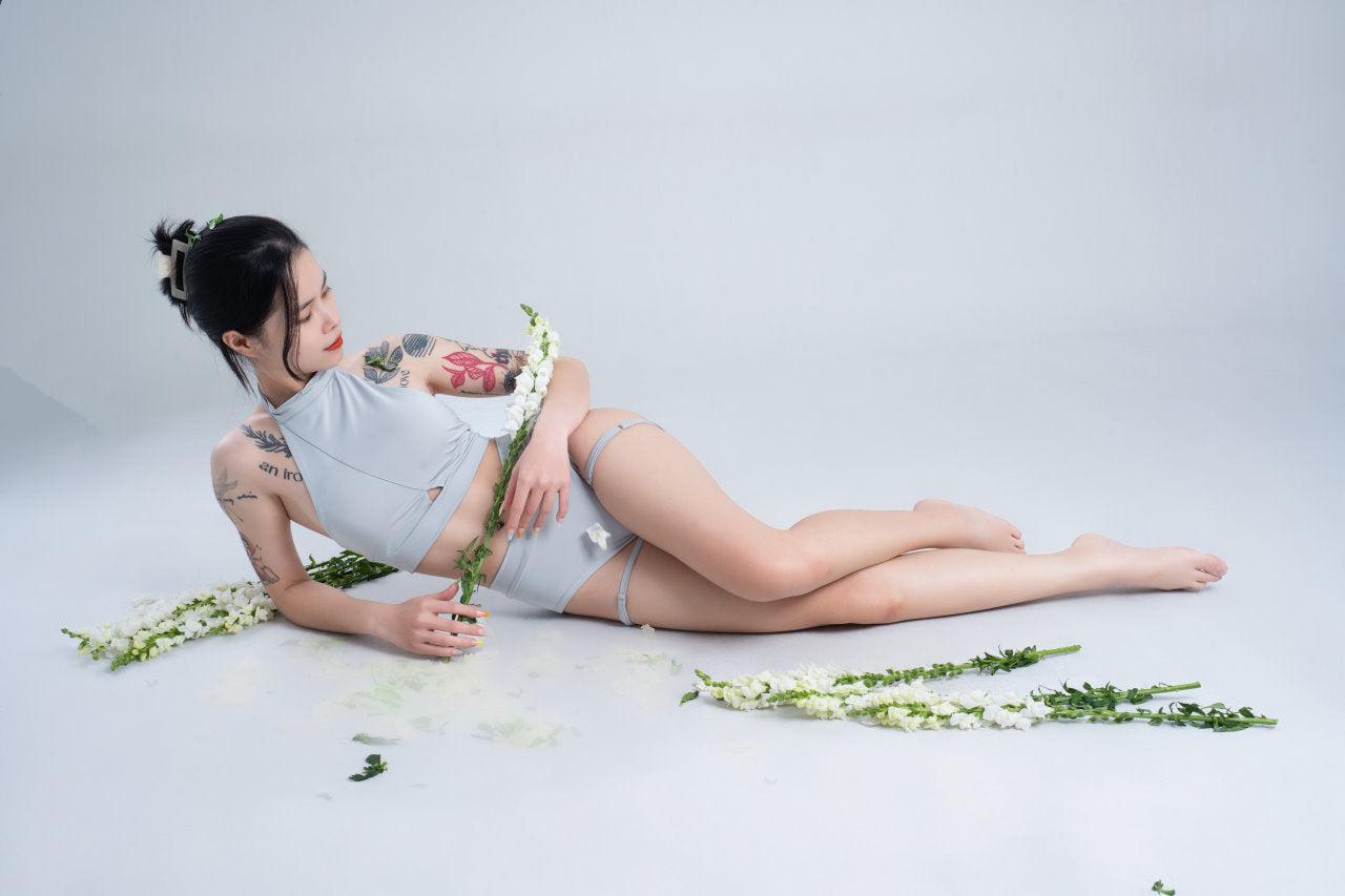 越南-100 ℃ POLE WEAR - 服飾系列目錄