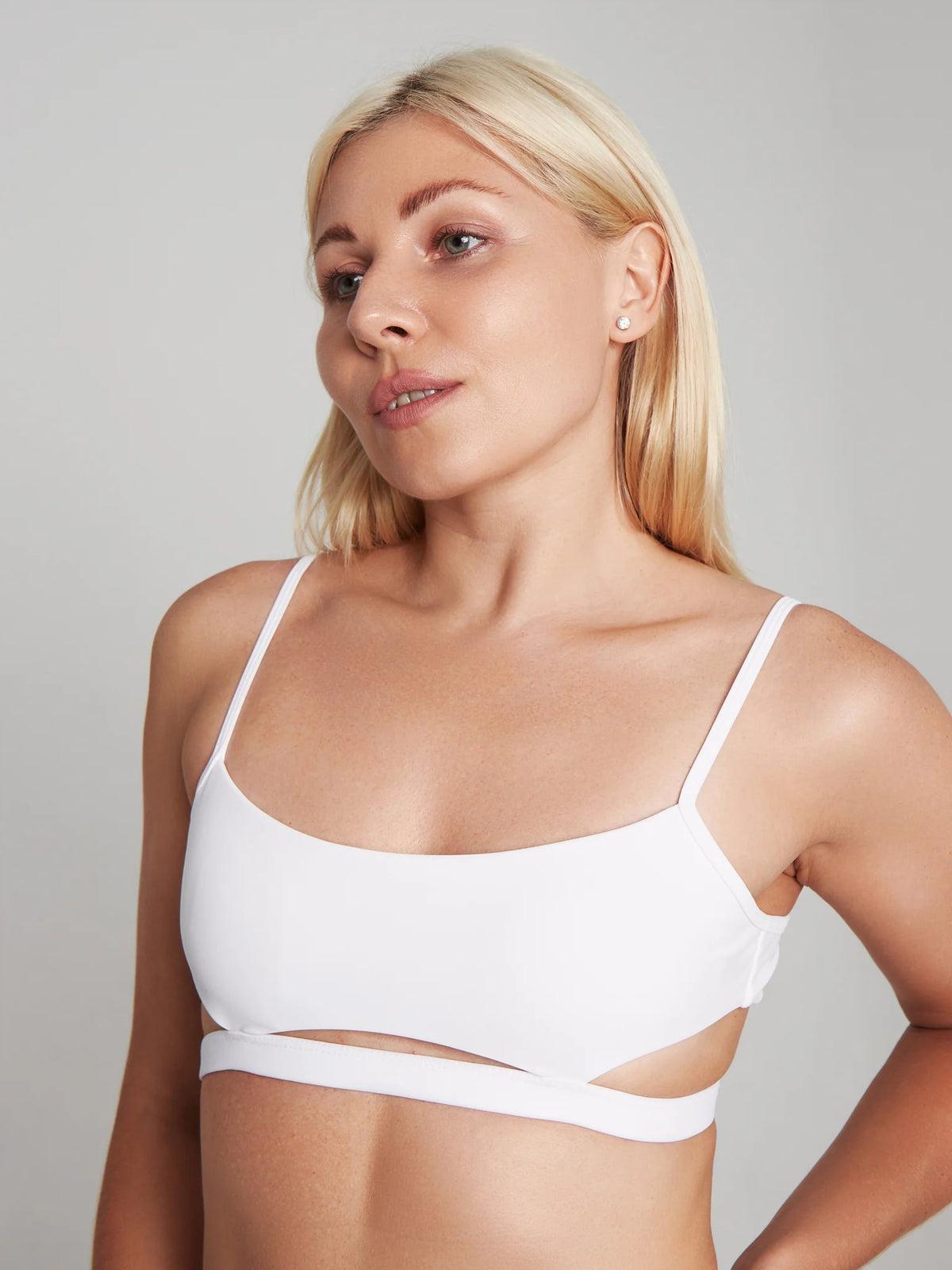 Harna -Tizzy top white 上衣