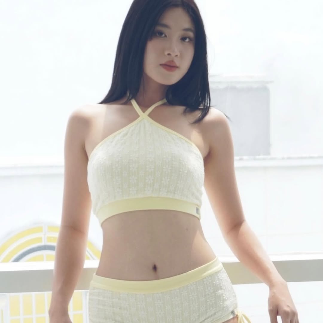 Vpolewear - NARI YELLOW 黃色套裝