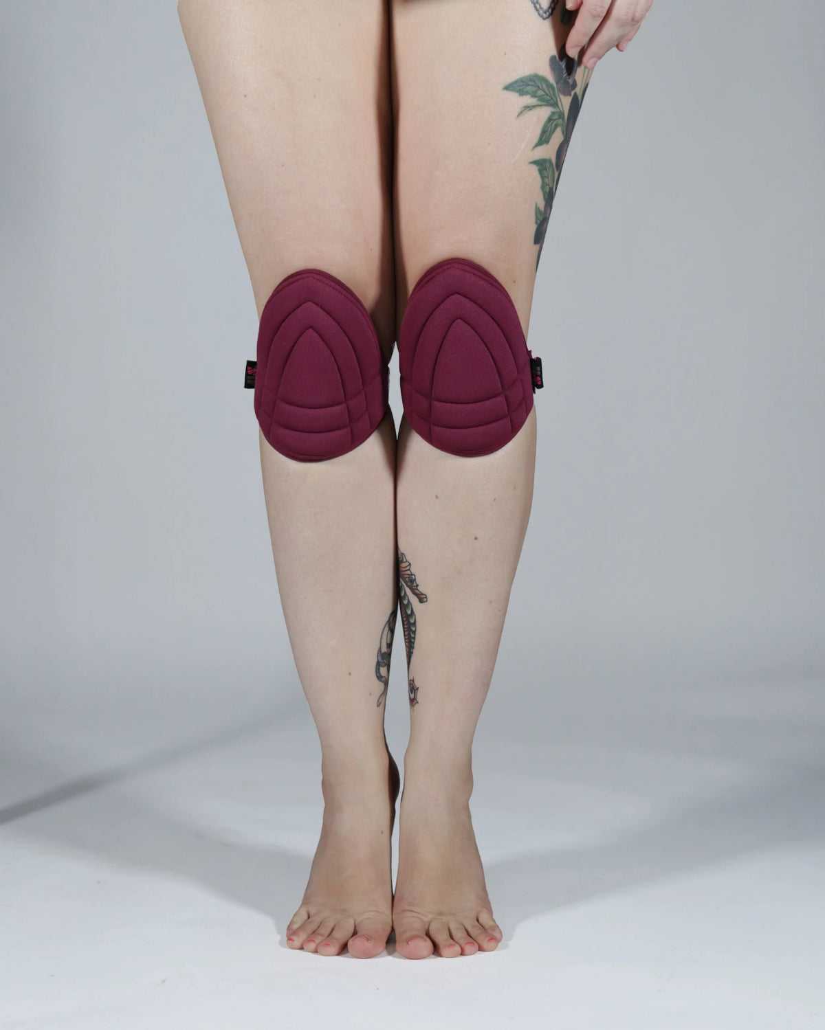 MY STYLE KNEEPADS - BURGUNDY 酒紅色
