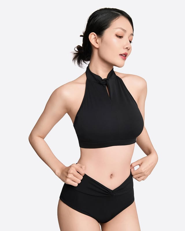 Vpolewear - KAILEY BLACK 套裝 -零碼出清
