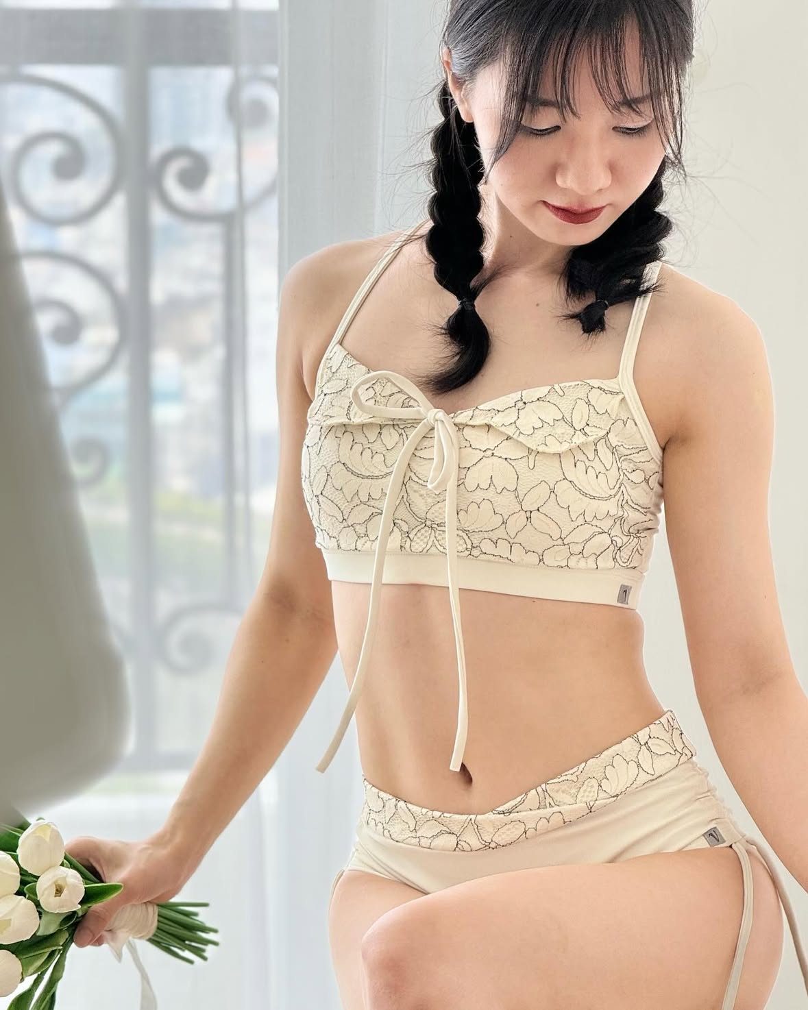 Vpolewear - MILA MILK LACE 套裝 -零碼出清