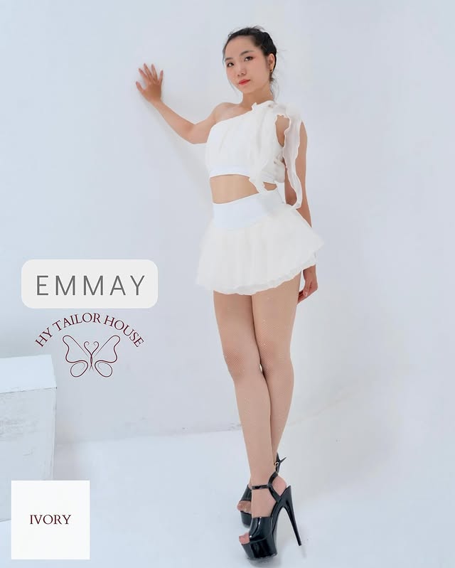 HY Dance Wear -  Emmay Collection 套裝